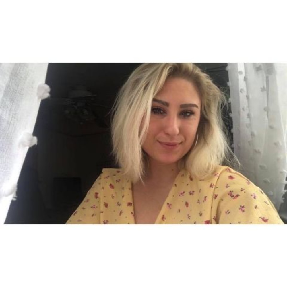 Meet your Posher, Natalie